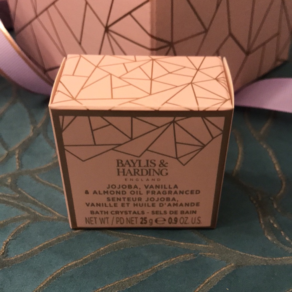 Baylis & Harding England Gift Box π - Picture 7 of 8